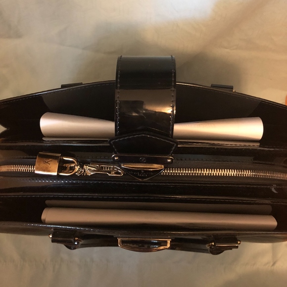 Louis Vuitton Black Electric Epi Leather Pont-Neuf GM - Picture 4 of 8